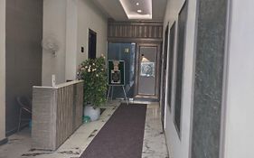 Imperial Hotel Kanpur 3*