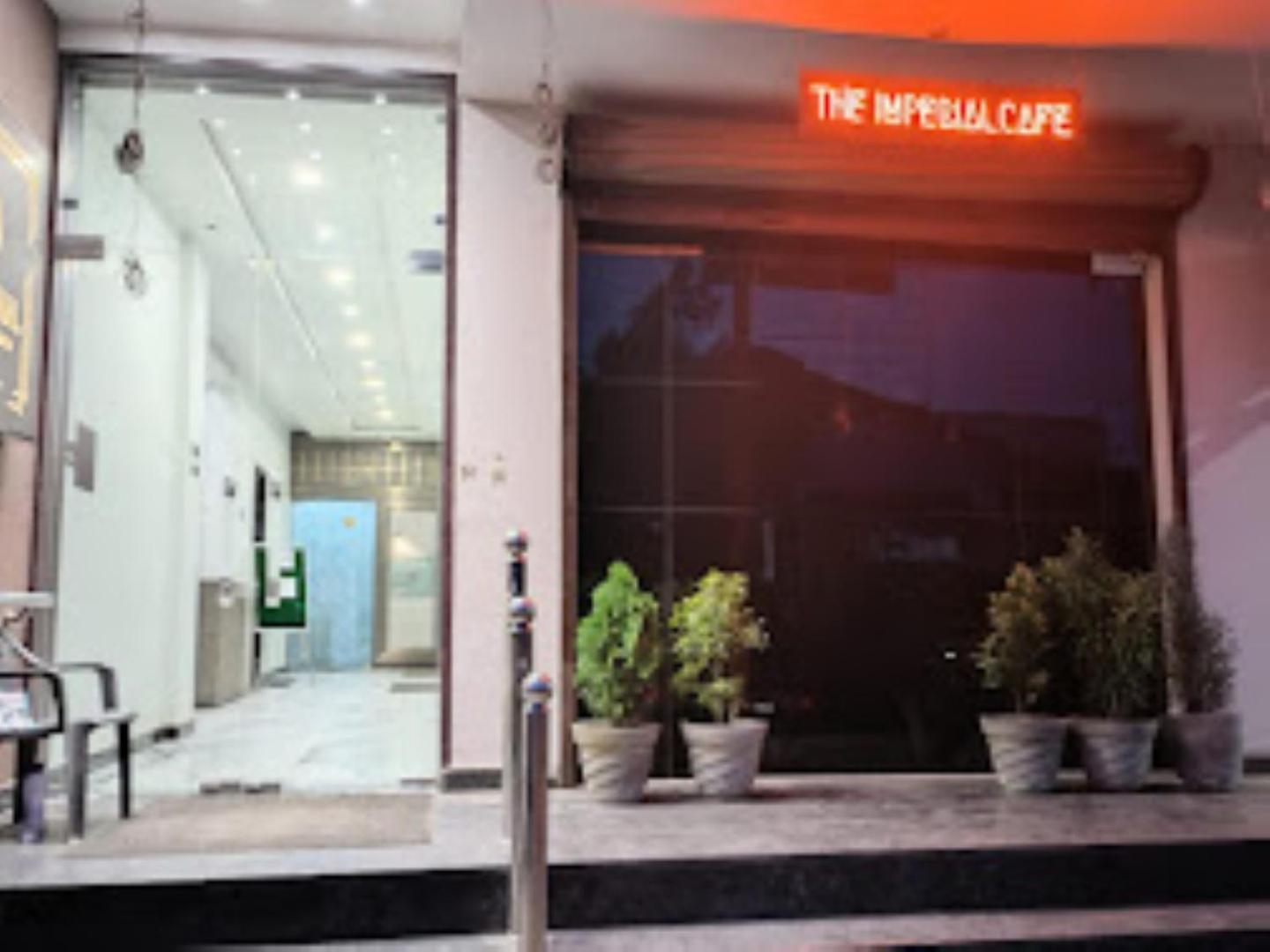 The Imperial Hotel And Convention Centre Kanpur Exterior photo